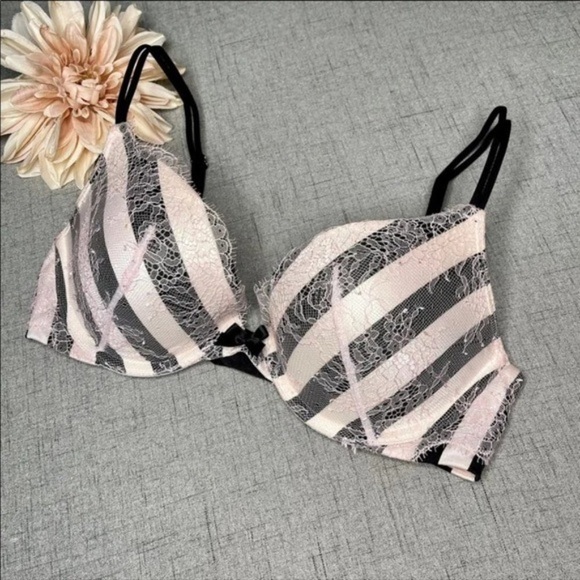 Victoria Secret Pink Lace Very Sexy Push Up Bra 34C - Picture 3 of 5